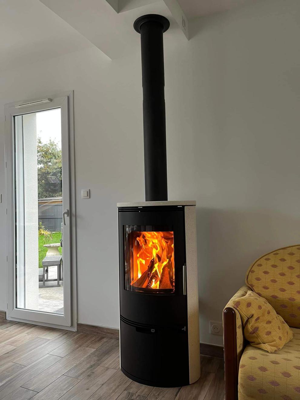 Pose d'un poêle à bois Odyssée Design