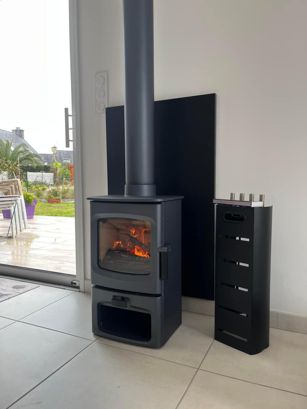 Pose d'un poêle à bois Charnwood Aire 3 Pose d'un poêle à bois Charnwood Aire 3